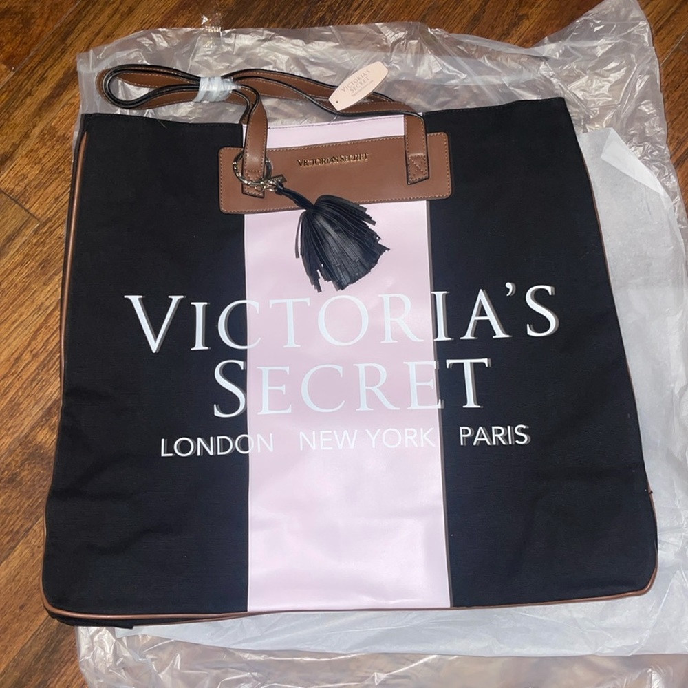 NWT Large Victorias Secret tote bag